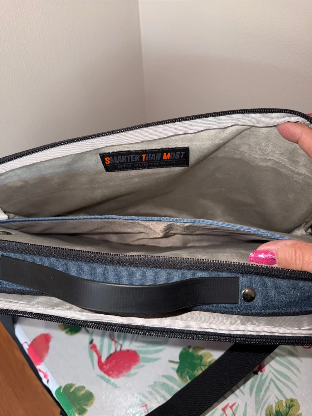 STM Australia Laptop Case With Removable Shoulder Strap NWOT